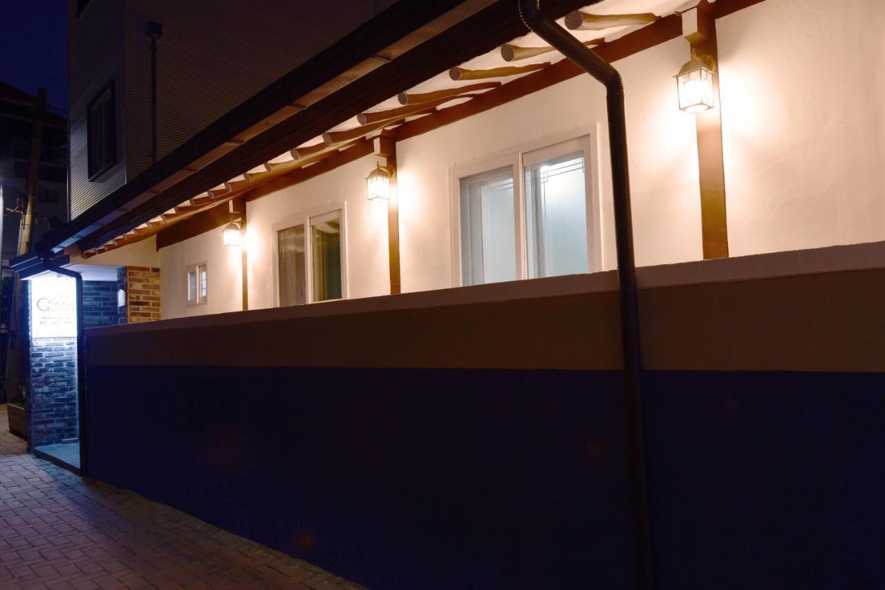 Guma Modern Hanokstay Daegu Exterior photo